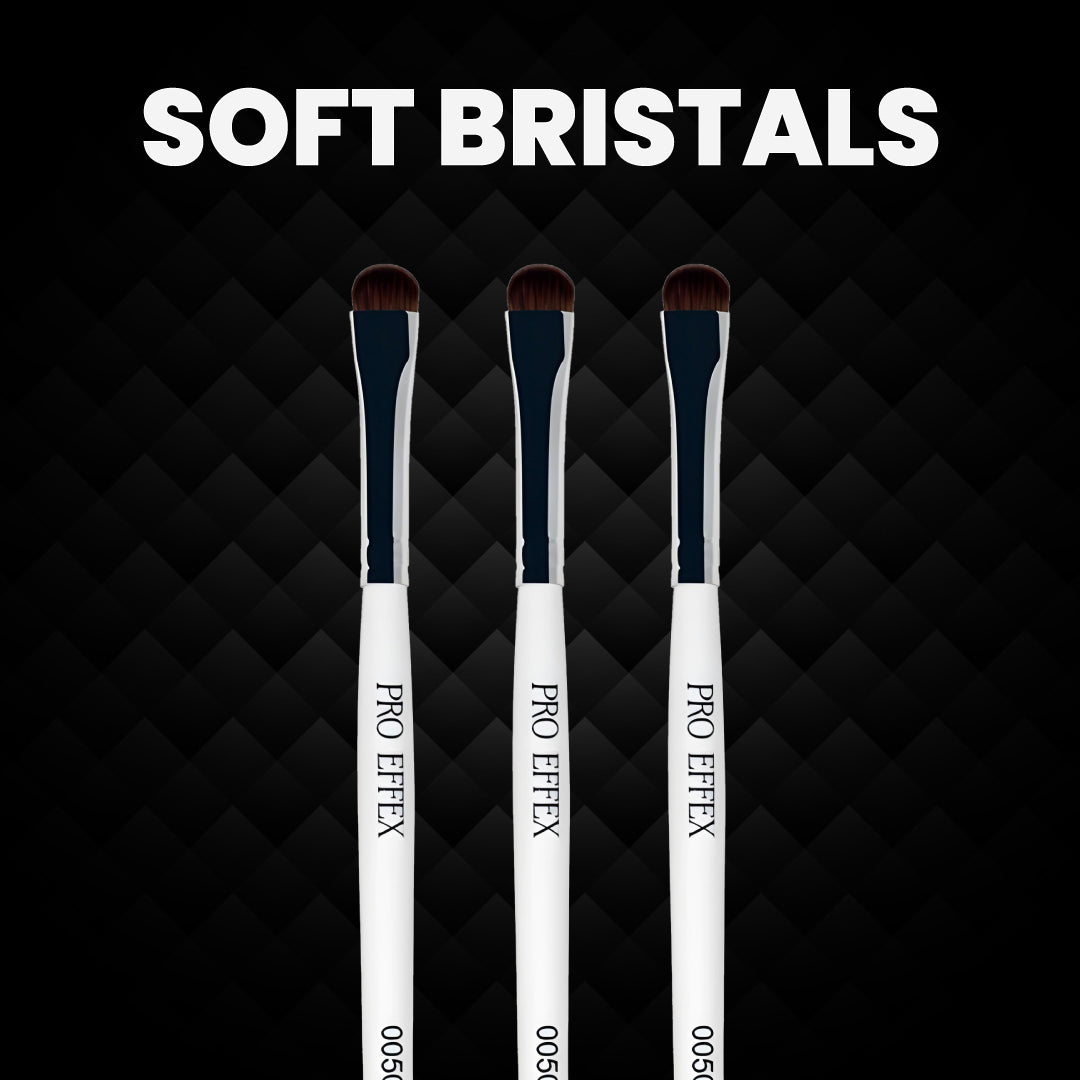 Cut Crease Brush (No 0050)